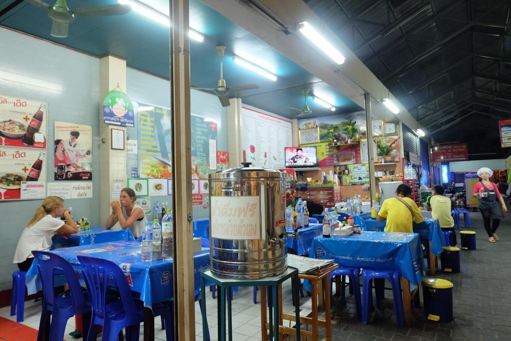 Top Best Hostel Chiangmai Чиангмай Экстерьер фото